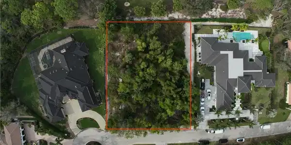 348 Chancery CIR