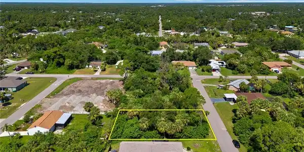 Image 4: Birds eye view of property
