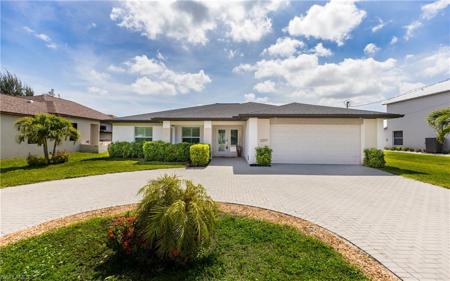 2207 Surfside BLVD