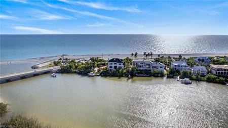 17201 Captiva DR