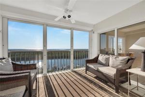13105 Vanderbilt