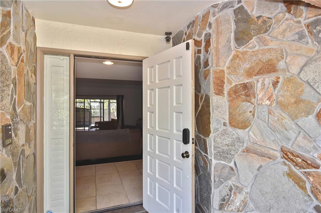 Image 2: Doorway to property