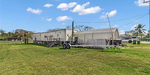 Image 4: View of yard