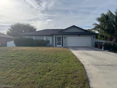 202 NW 27th AVE