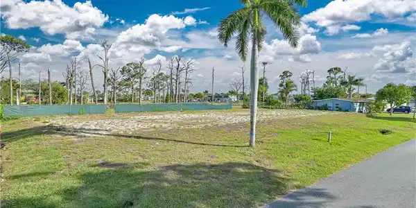 Image 2: View of community