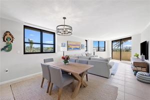 6001 Pelican Bay