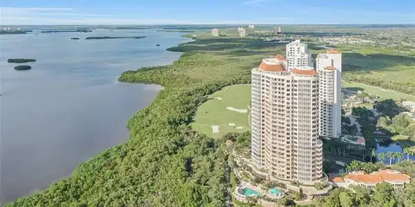 4931 Bonita Bay