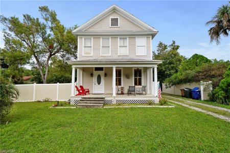 3329 Edgewood AVE
