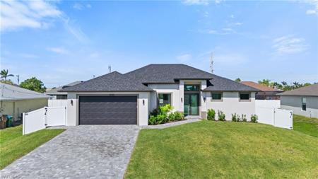 3920 SW 20th PL
