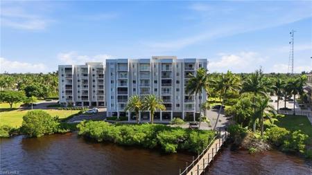 2875 Palm Beach BLVD