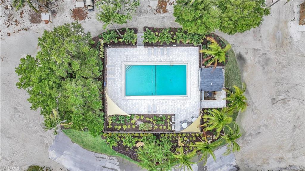 Image 3: Bird's eye view of a pool area