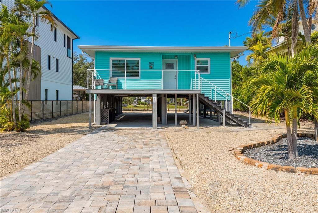 Image 1: Front of Home
