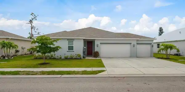 6426 Estero Bay
