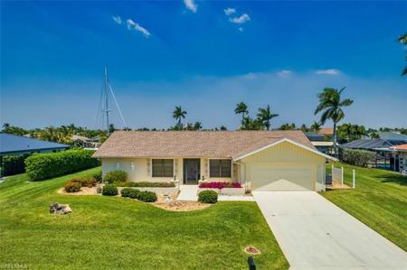 979 S Town And River DR