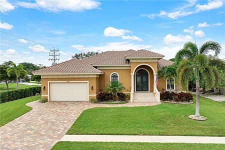 598 Fieldstone DR
