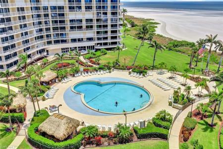 320 Seaview CT