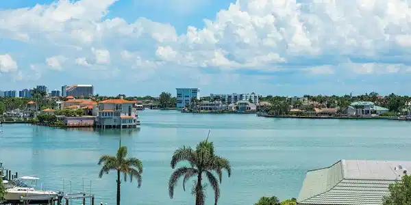3410 Gulf Shore BLVD N