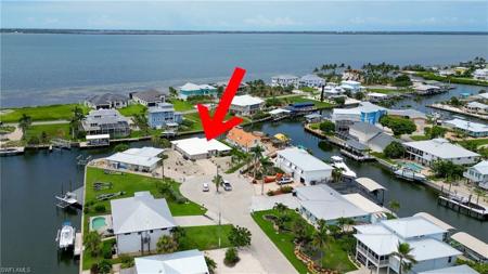 2277 Sapodilla LN