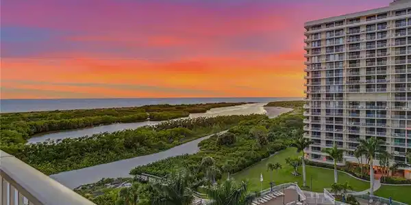 380 Seaview CT