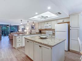 290 Naples Cove
