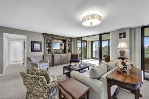 5601 TURTLE BAY