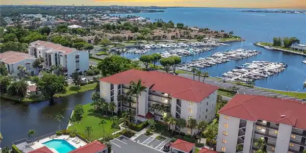 9431 Sunset Harbor LN
