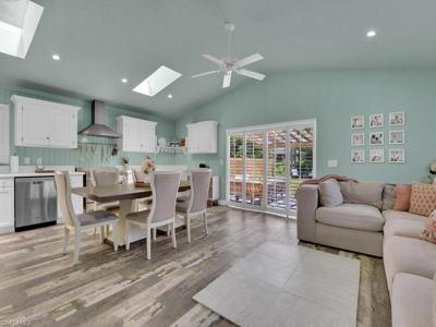1440 Poinciana AVE