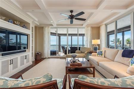 8473 Bay Colony DR