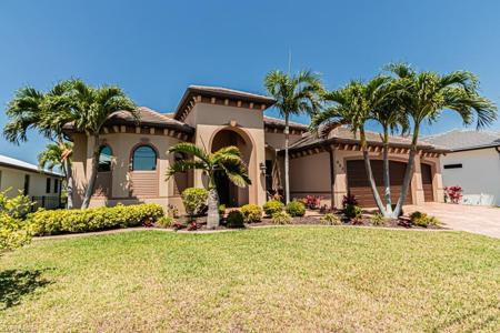432 SW 39th AVE