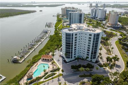 4191 Bay Beach LN