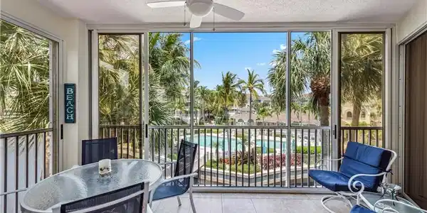7702 Pebble Creek CIR