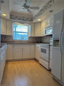 806 SE 46th ST