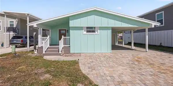 11330 Cypress LN