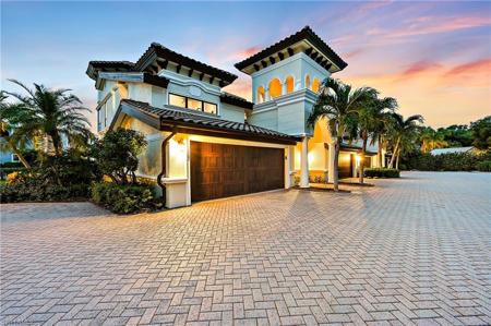 1307 Chesapeake AVE