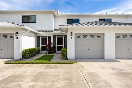 1102 SE 39th TER