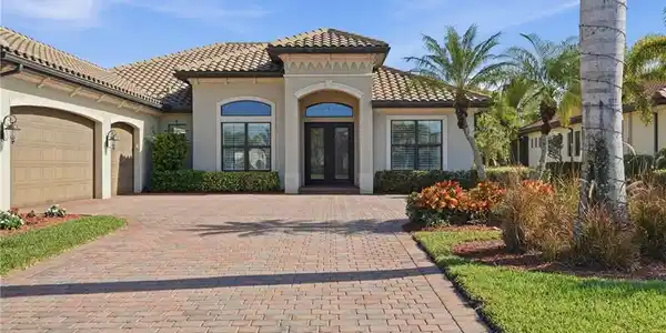 9923 Corso Bello DR