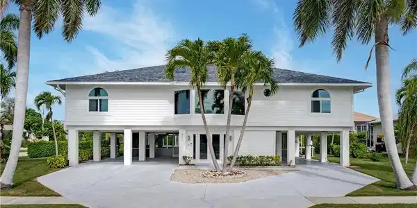 971 Valley AVE