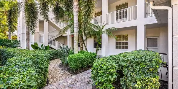 3421 Pointe Creek CT