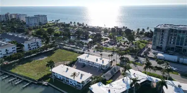 1550 Gulf Shore BLVD N