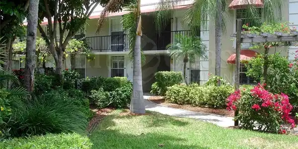 2555 Tamiami TRL N
