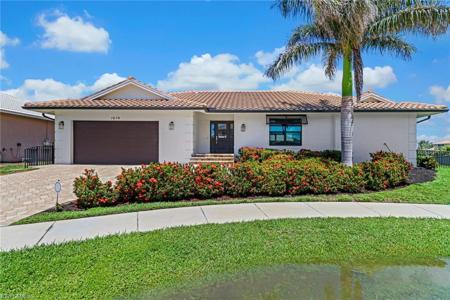 1670 Almeria CT