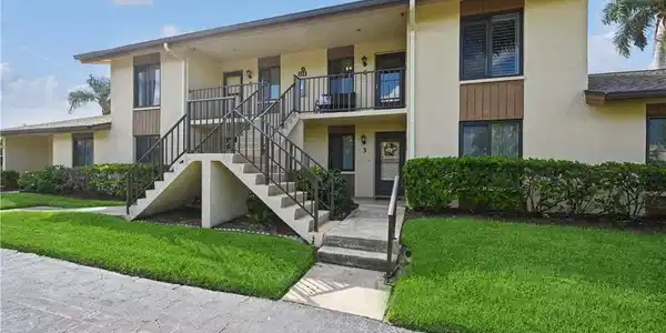 811 W Elkcam CIR