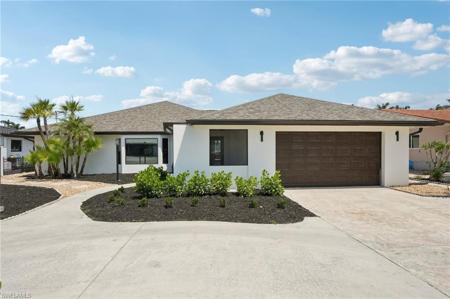 23 Fairview BLVD