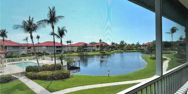295 Waterside