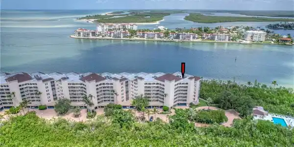 6000 Royal Marco WAY