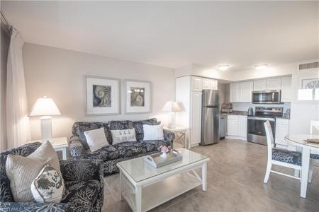 5232 BAYSIDE VILLAS