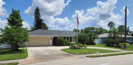 1707 SE Viscaya PKWY