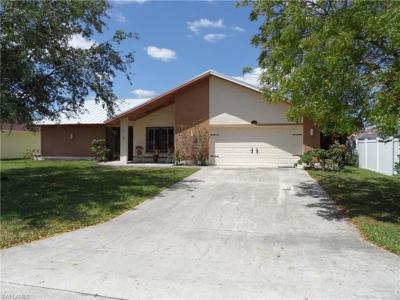 1216 SE 22nd PL