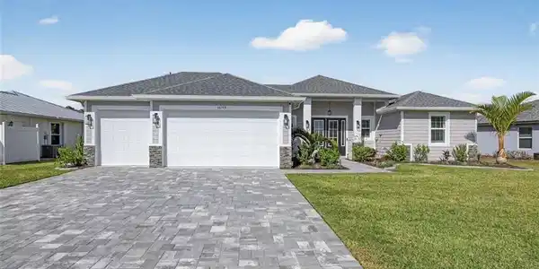 16145 Galiano CT