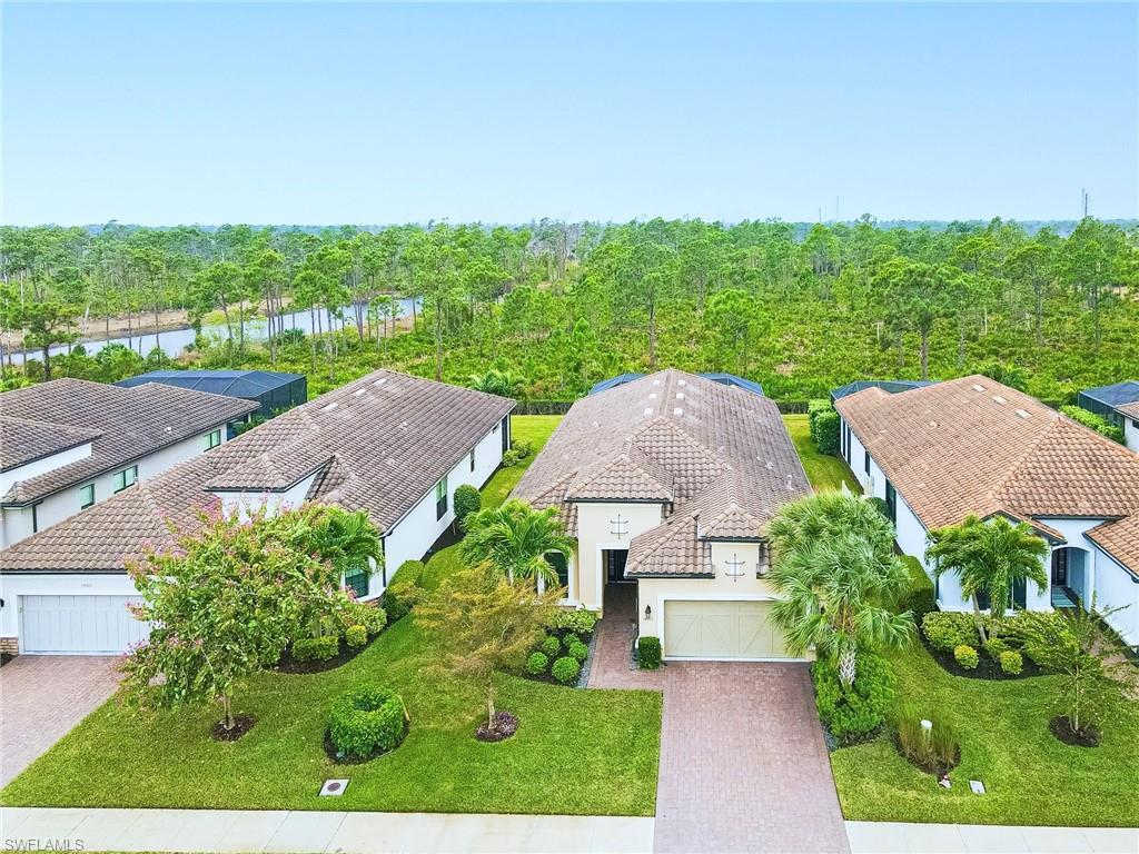 Image 2: PEACEFUL PRESERVE IN YOUR OWN BACKYARD